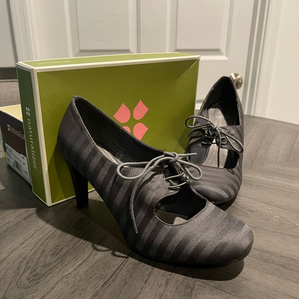 Naturalizer Mary Jane Heels